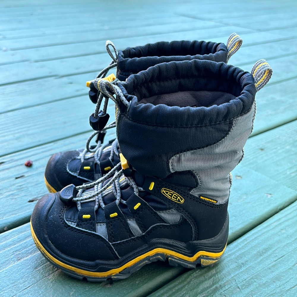 Keen Kids Black and Yellow Rain & Snow Boots